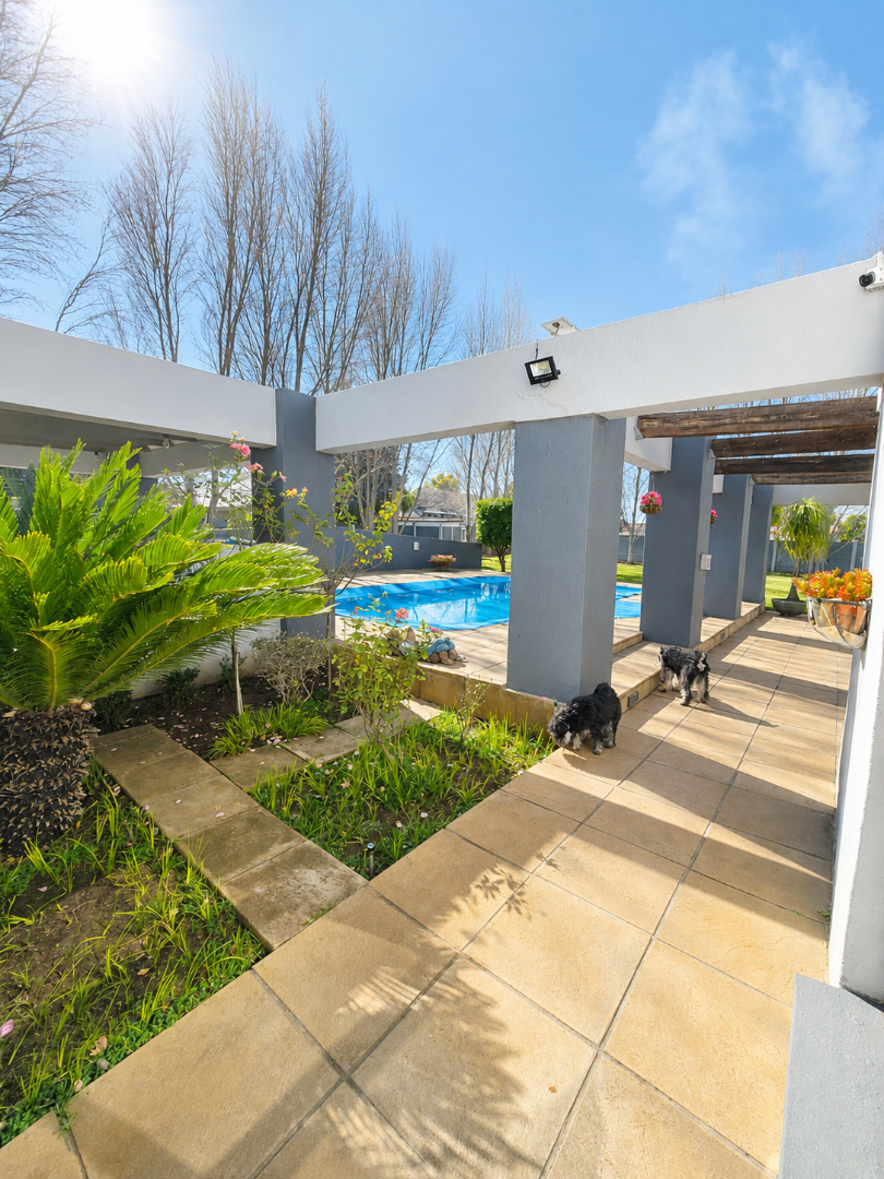 4 Bedroom Property for Sale in Flamwood North West